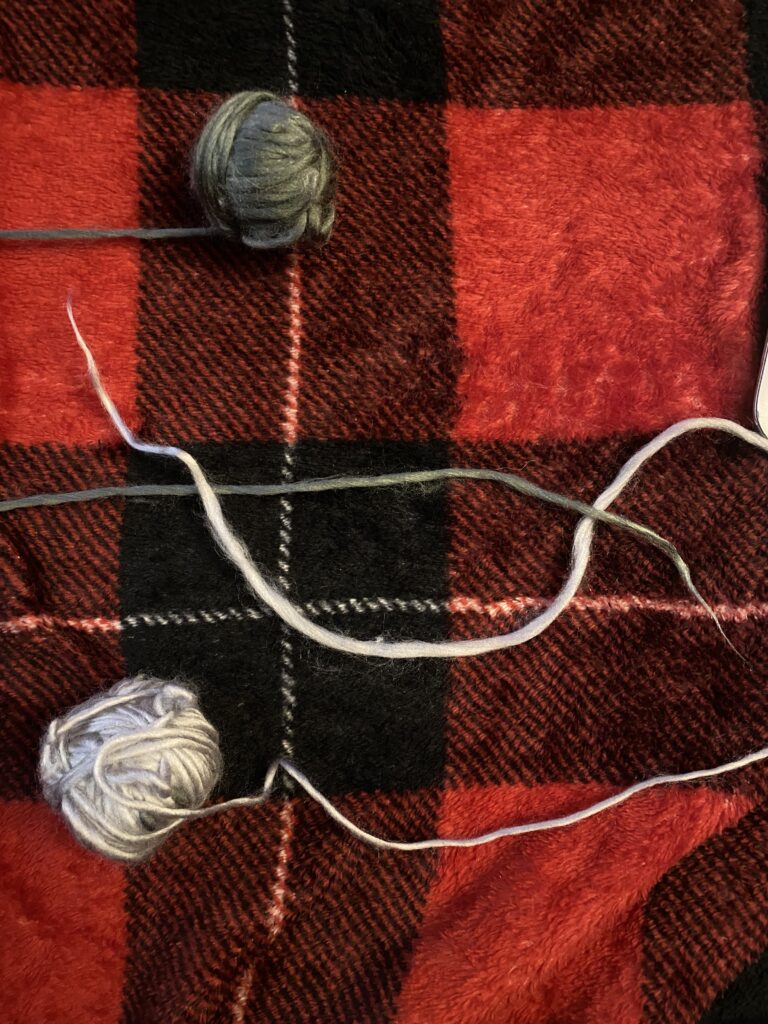overlapping yarn